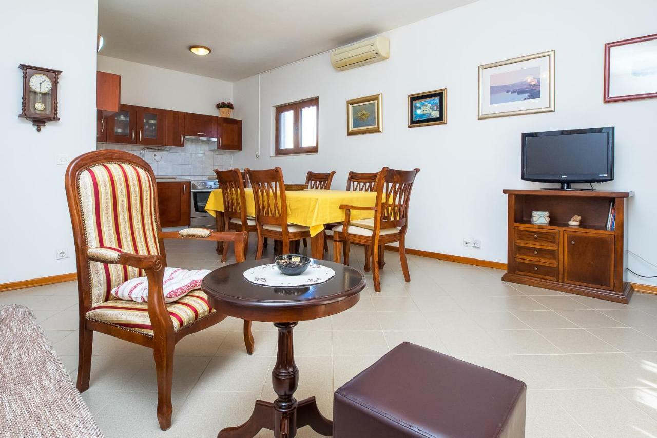 Apartment Olivera تروغير المظهر الخارجي الصورة